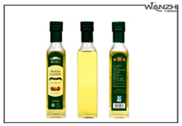 全自動單側面貼標機_ 側面自動貼標機_東莞市萬志自動化科技有限公司